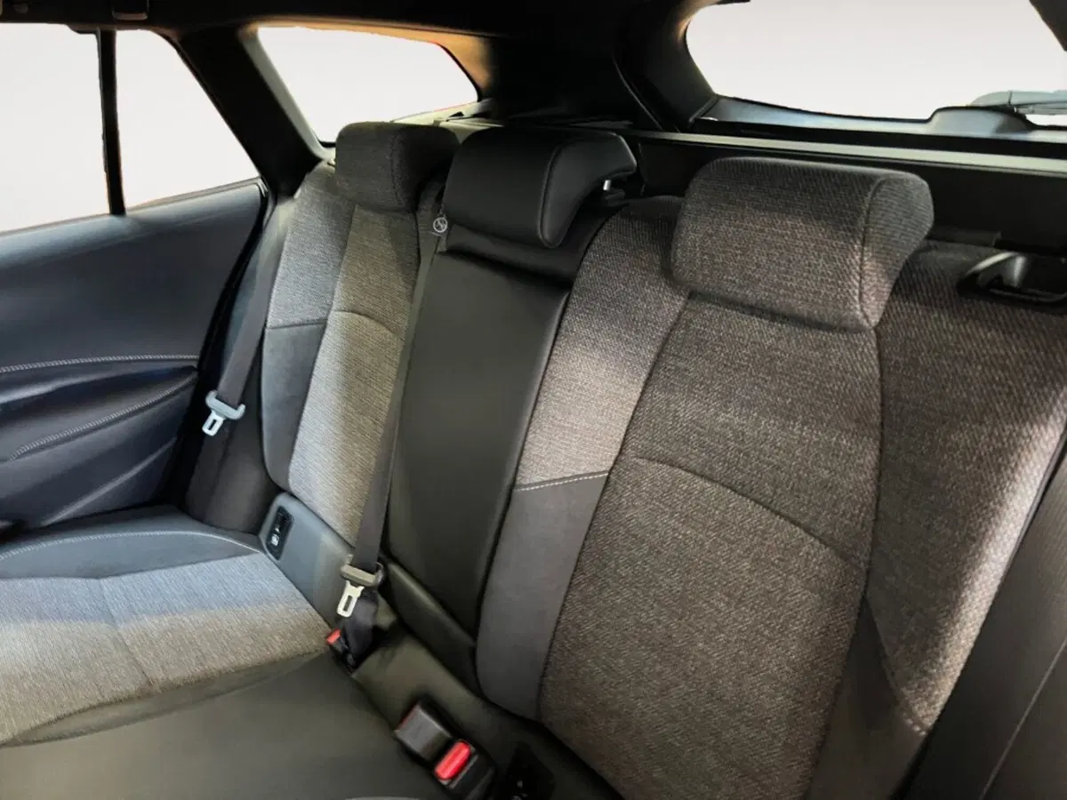 Toyota Corolla Touring Sports nuova a Verona (11)