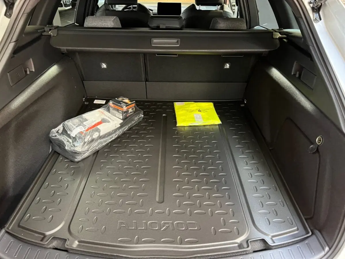 Toyota Corolla Touring Sports nuova a Verona (12)
