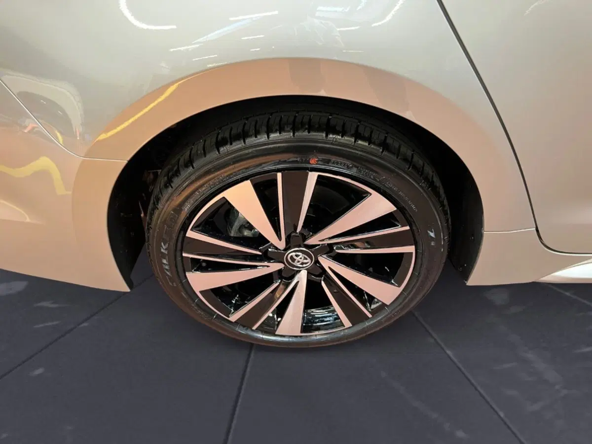 Toyota Corolla Touring Sports nuova a Verona (7)