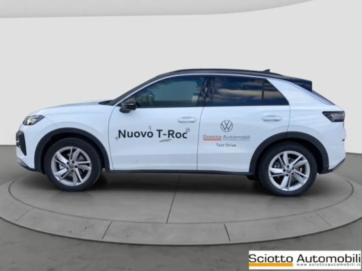 Volkswagen T-Roc nuova a Messina (3)