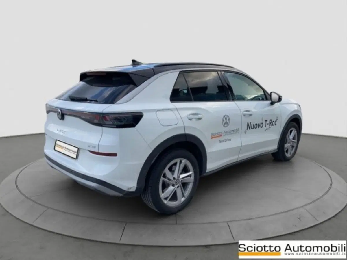 Volkswagen T-Roc nuova a Messina (6)