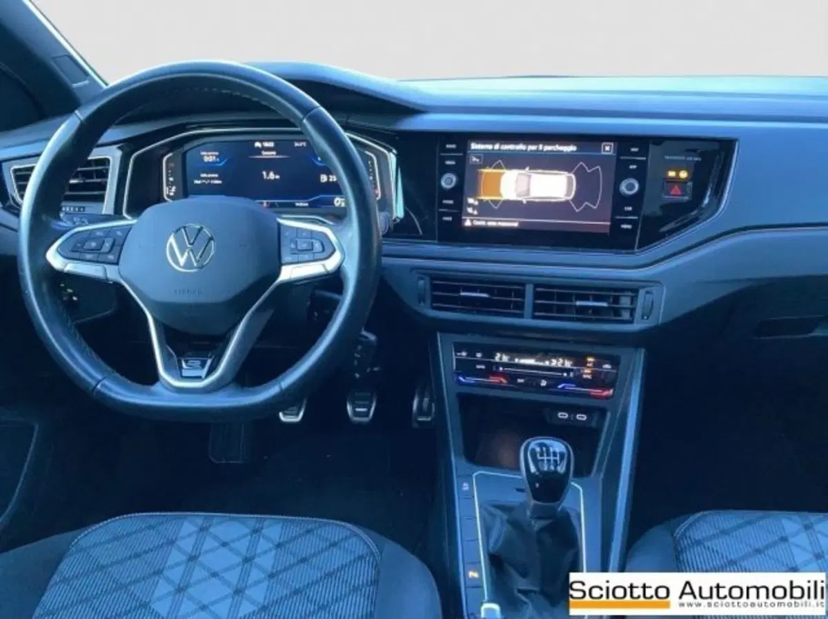 Volkswagen Taigo usata a Messina (14)