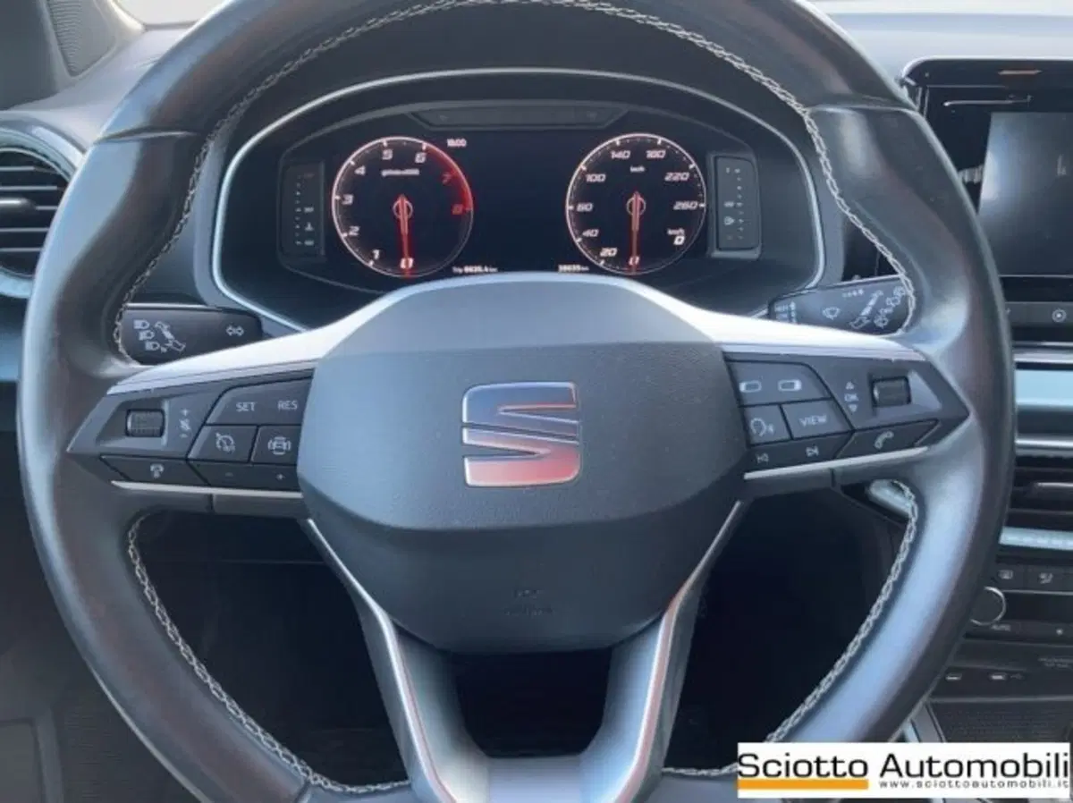 SEAT Arona usata a Messina (10)