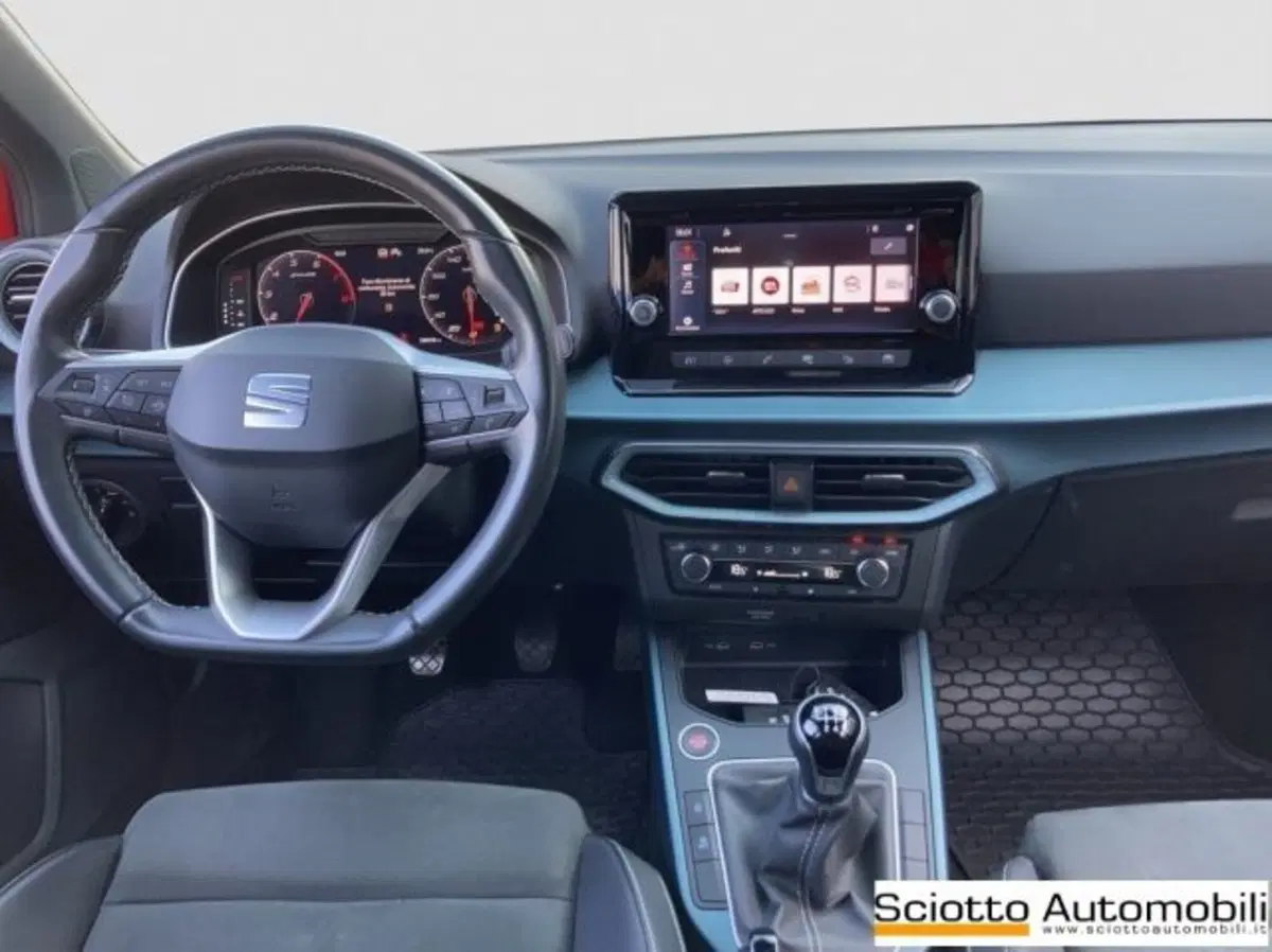 SEAT Arona usata a Messina (14)