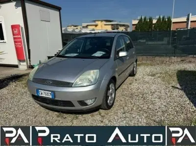 Ford Fiesta 1.2 16V 5p. Ghia del 2005 usata a Prato