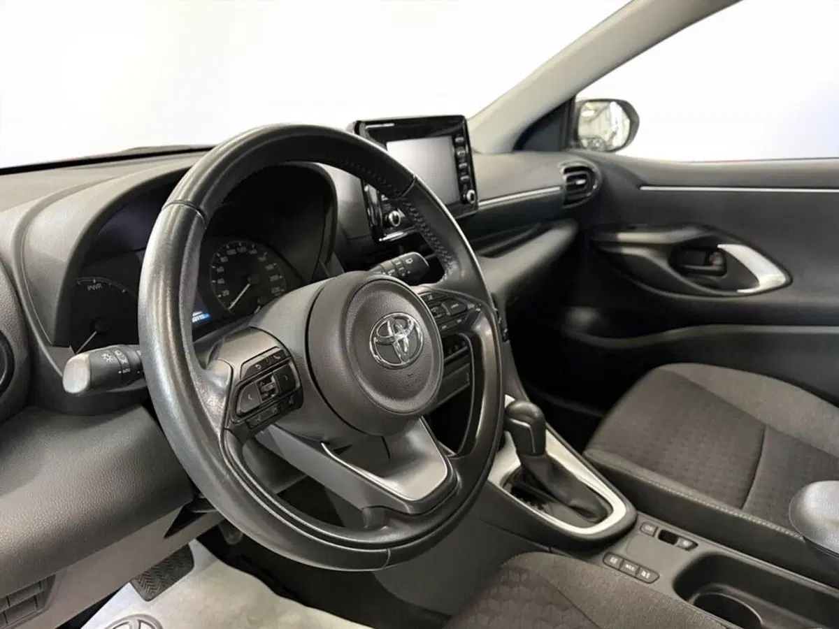 Toyota Yaris Cross usata a Monza e Brianza (11)