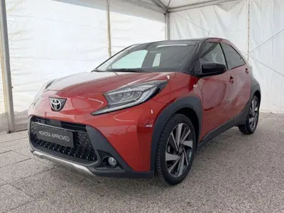 Toyota Aygo X 1.0 Lounge 72cv del 2022 usata a Monza