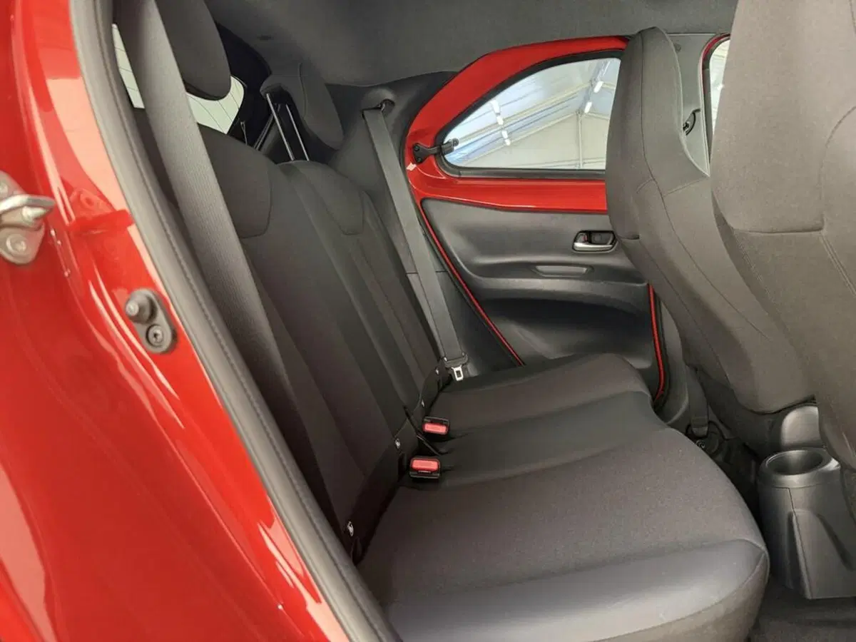 Toyota Aygo X usata a Monza e Brianza (11)