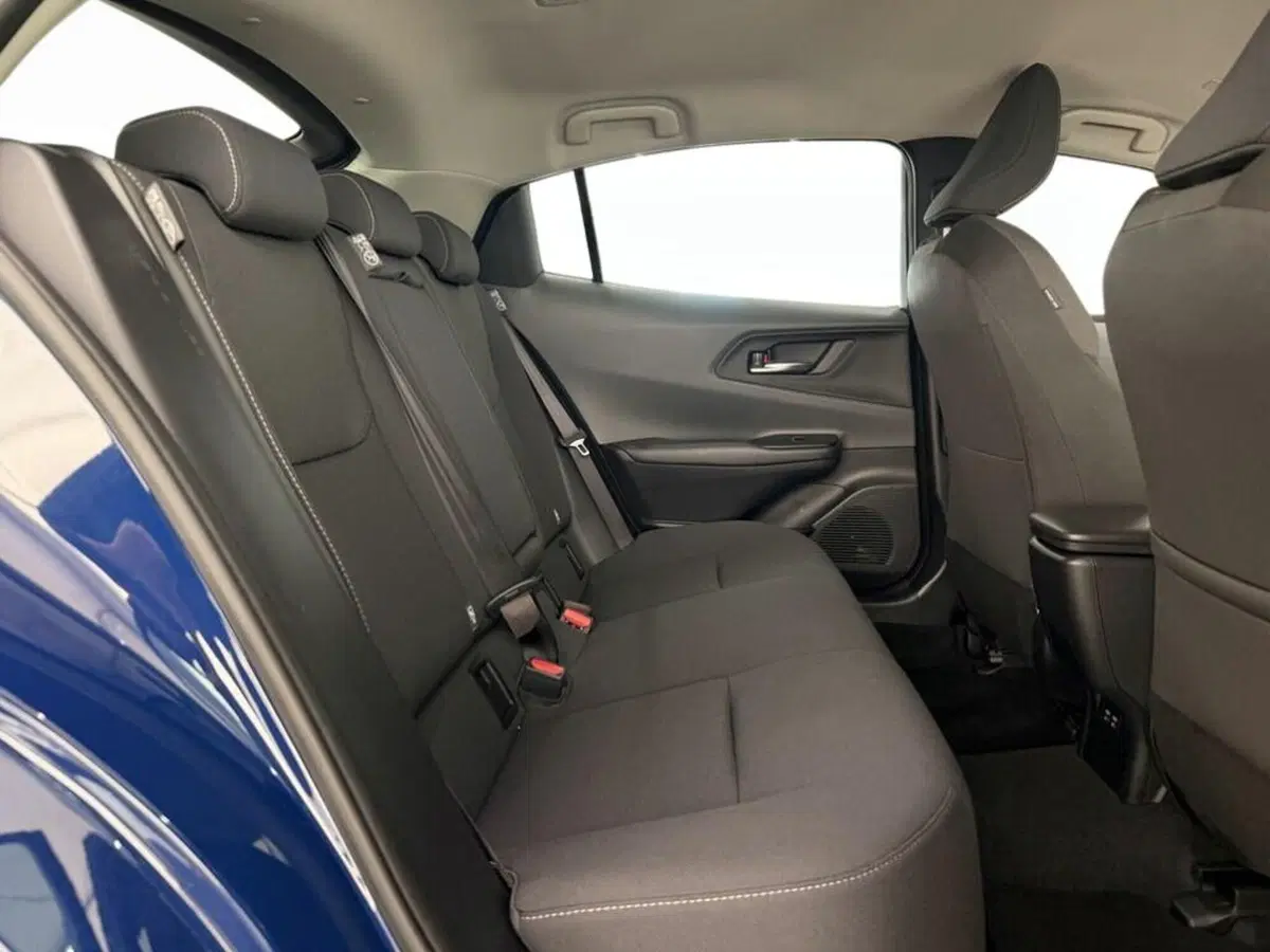 Toyota Prius Plug-in usata a Monza e Brianza (10)