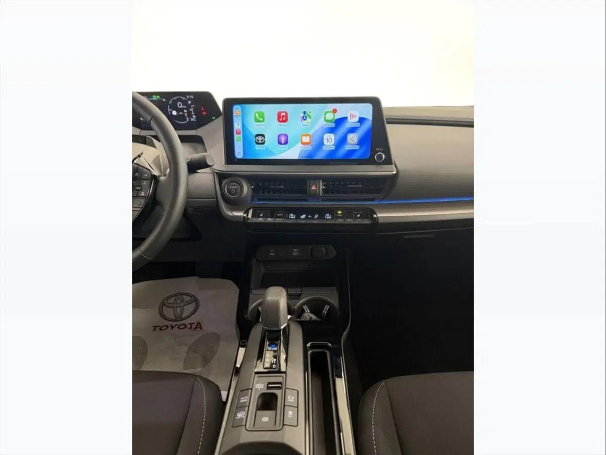 Toyota Prius Plug-in usata a Monza e Brianza (12)