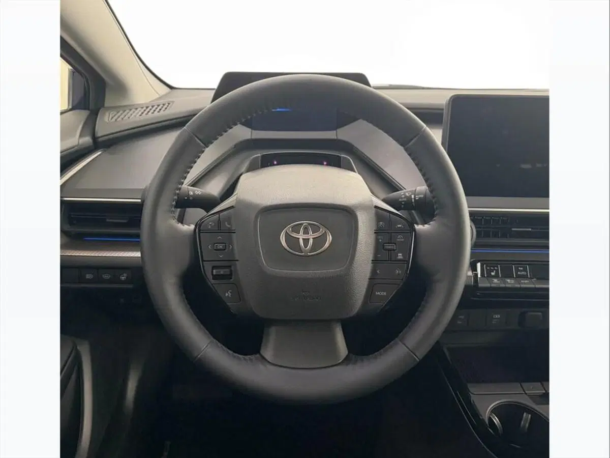 Toyota Prius Plug-in usata a Monza e Brianza (7)