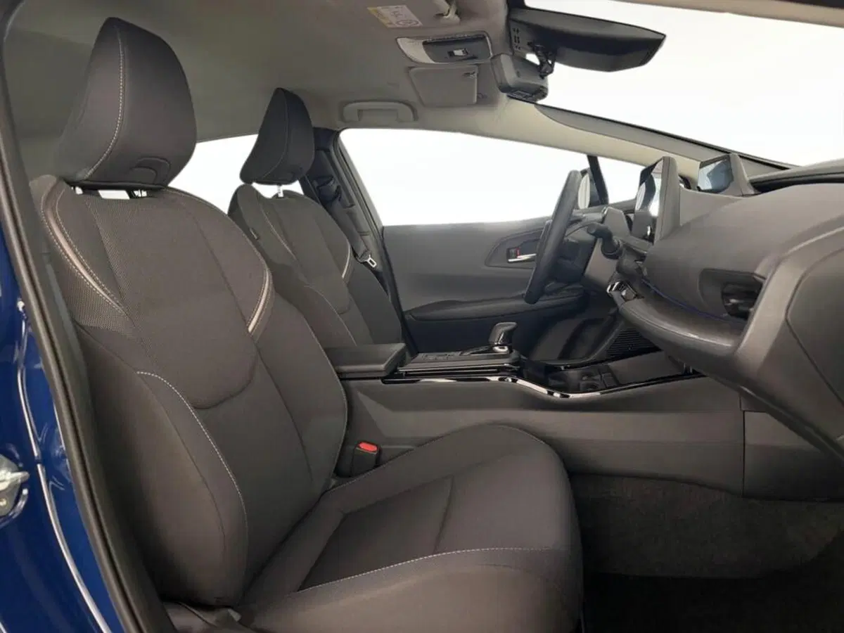 Toyota Prius Plug-in usata a Monza e Brianza (9)