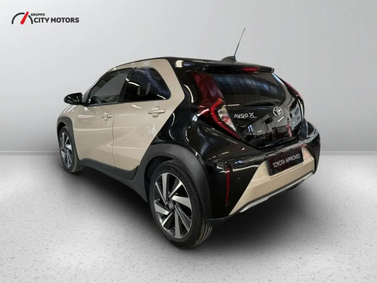Toyota Aygo X usata a Monza e Brianza (5)