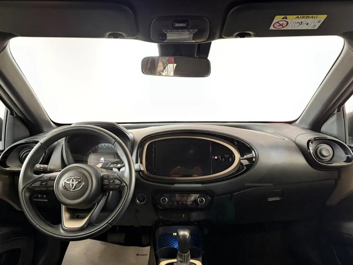 Toyota Aygo X usata a Monza e Brianza (9)