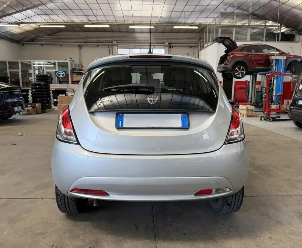 Lancia Ypsilon usata a Monza e Brianza (5)