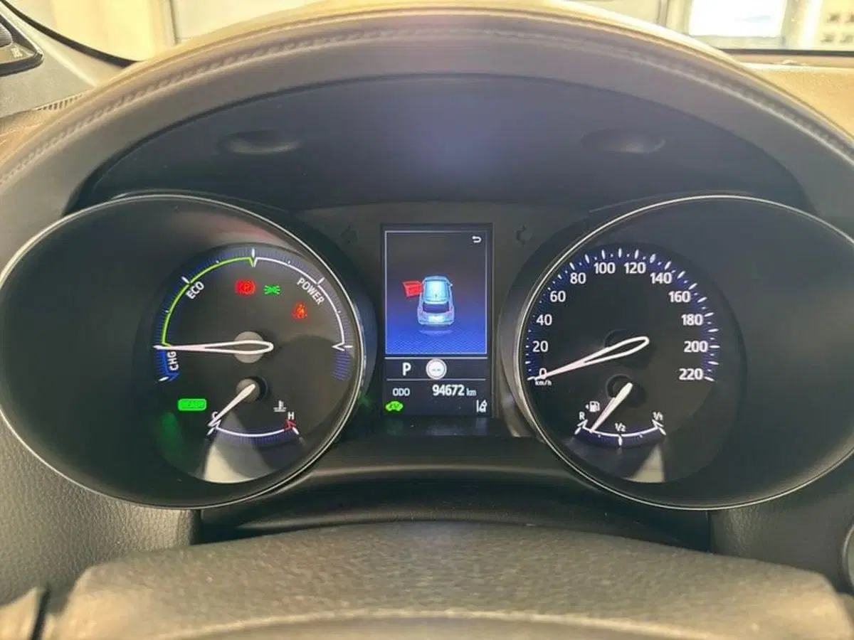 Toyota Toyota C-HR usata a Prato (13)