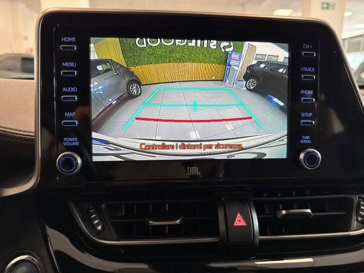 Toyota Toyota C-HR usata a Prato (16)
