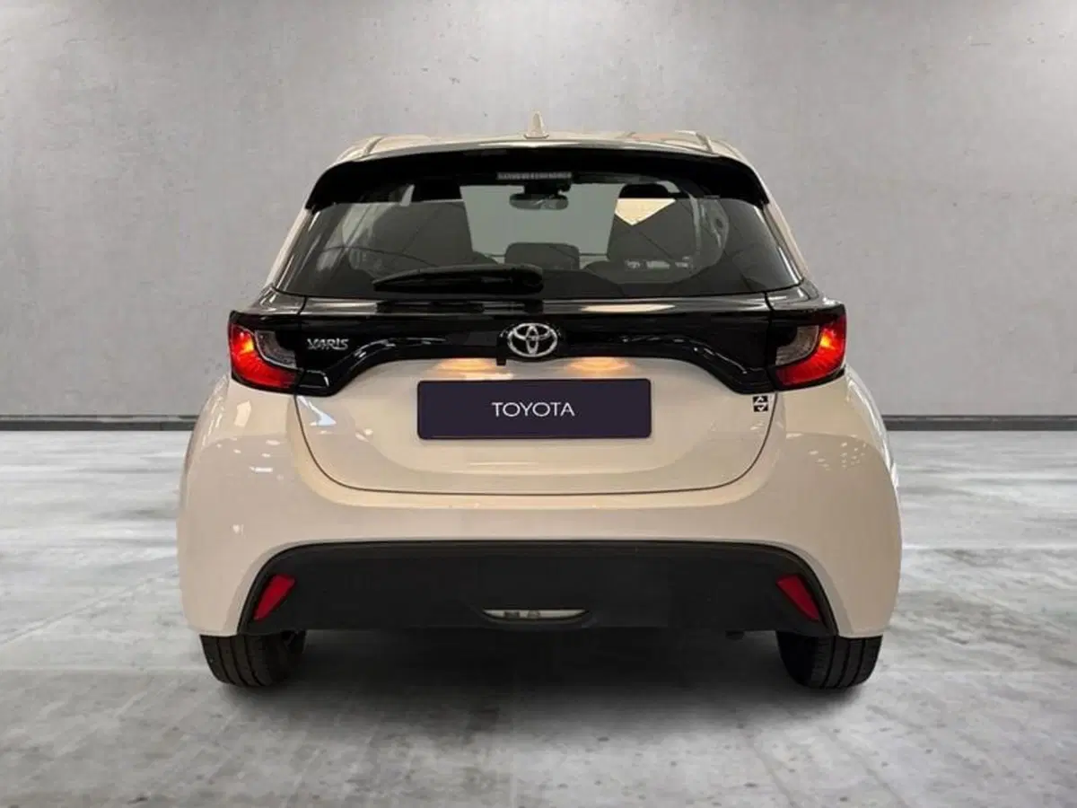 Toyota Yaris usata a Prato (6)