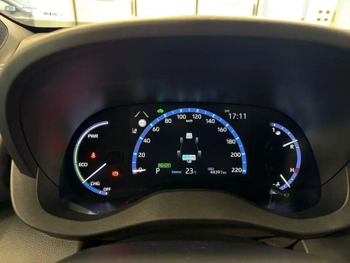 Toyota Yaris Cross usata a Prato (13)
