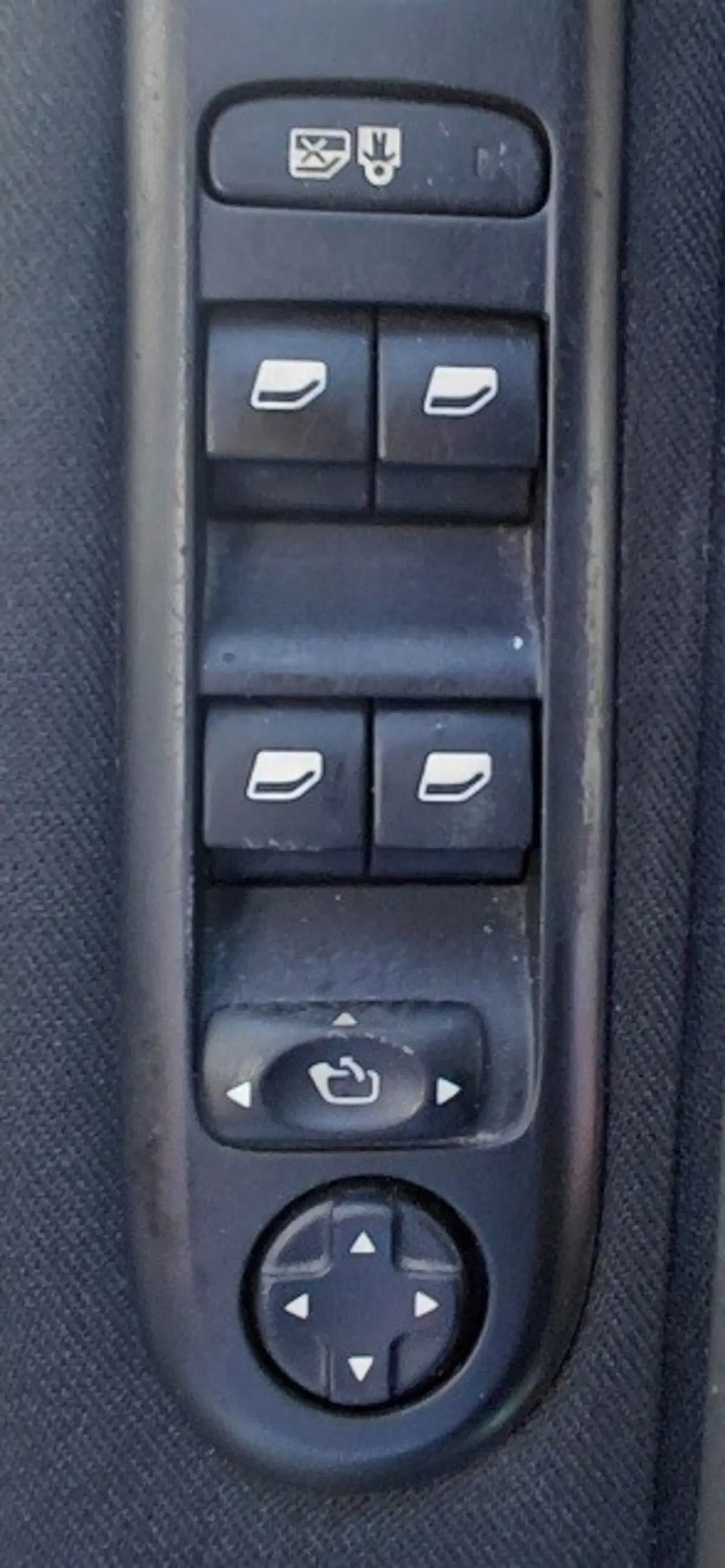 Peugeot 3008 usata a Cosenza (9)
