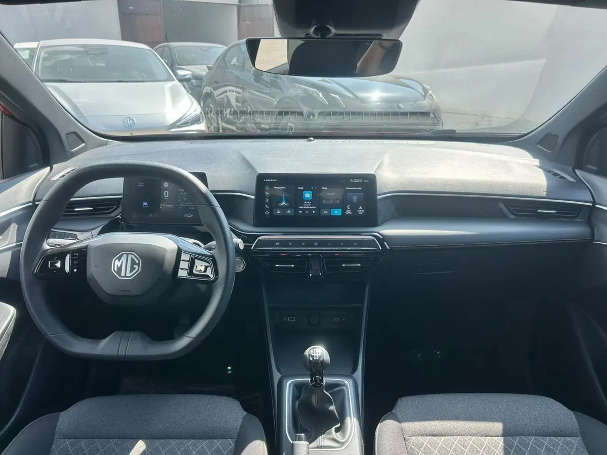 Mg MG3 usata a Napoli (8)