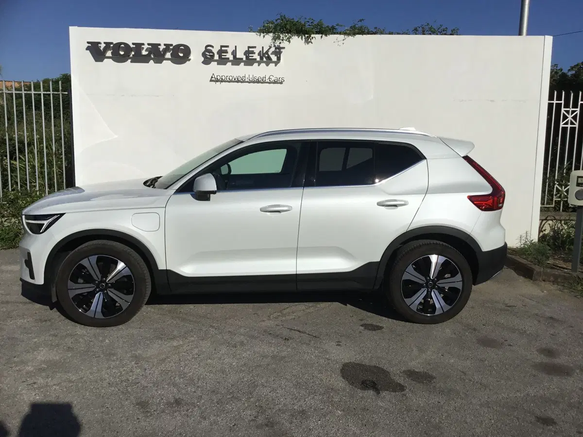 Volvo XC40 usata a Napoli (2)