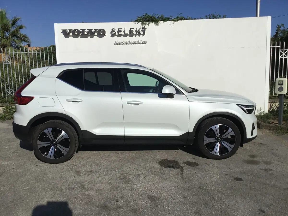 Volvo XC40 usata a Napoli (4)