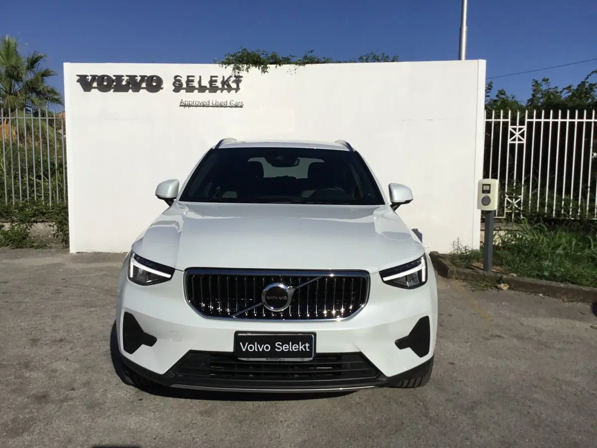 Volvo XC40 usata a Napoli (5)
