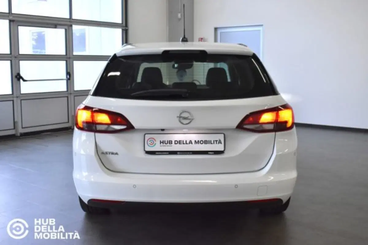 Opel Astra Station Wagon usata a Perugia (5)