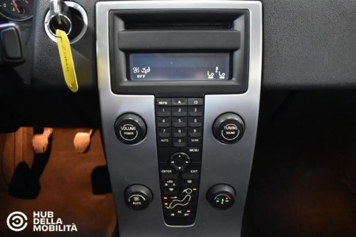 Volvo S40 usata a Perugia (13)