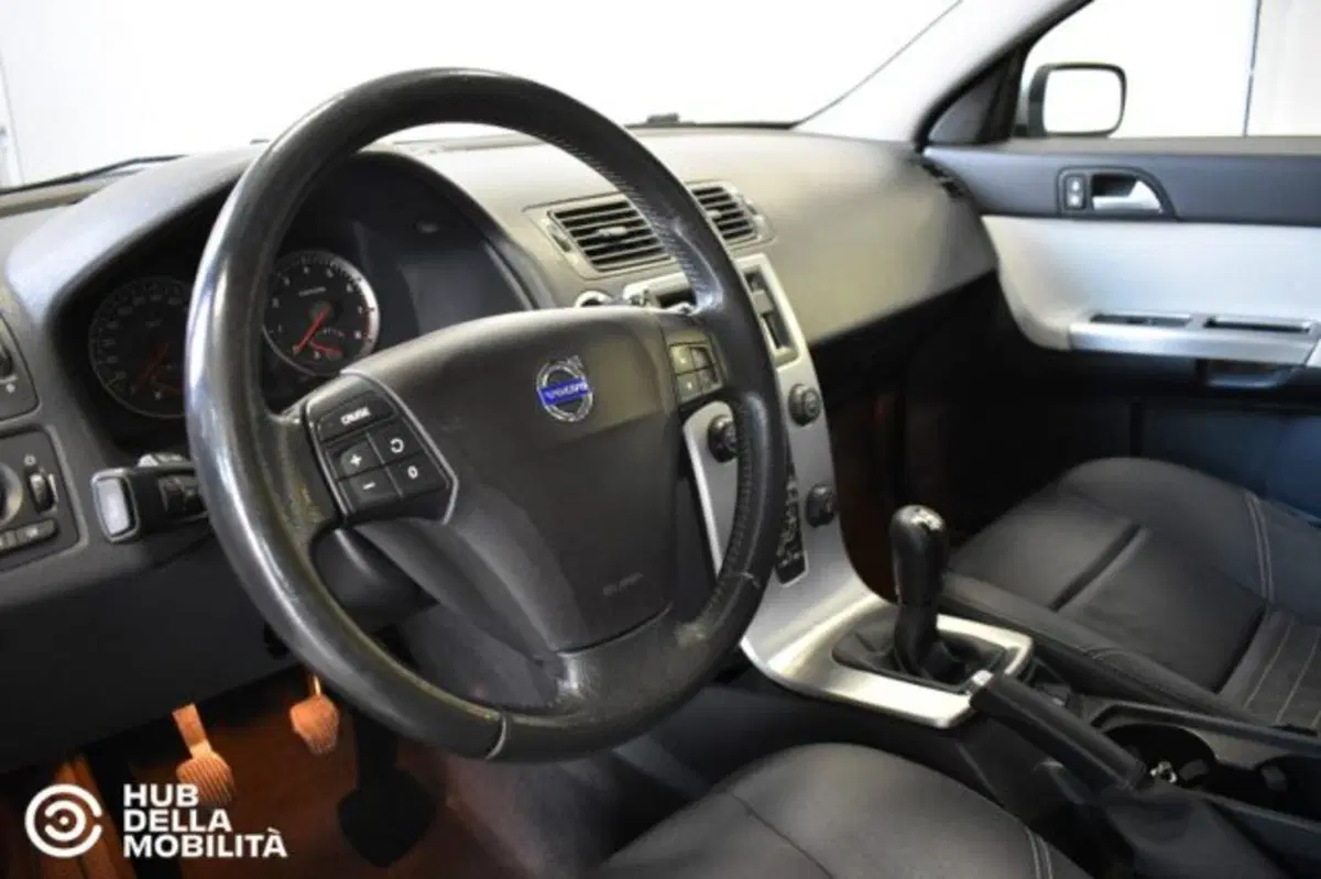 Volvo S40 usata a Perugia (16)