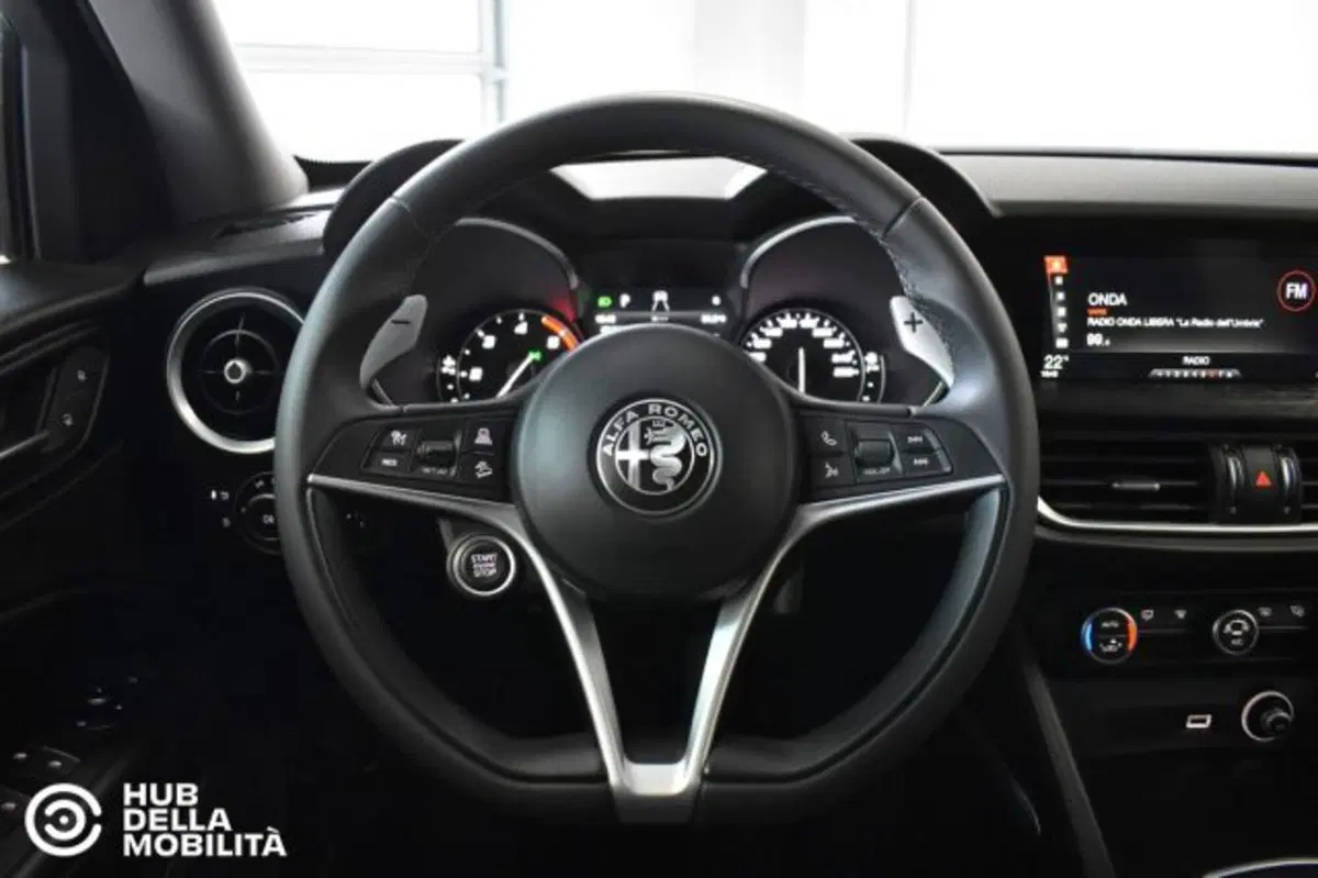 Alfa Romeo Stelvio usata a Perugia (9)