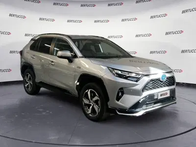 Toyota Rav4 vvt-ie phev More Dynamic awd-i e-cvt del 2022 usata a Verona