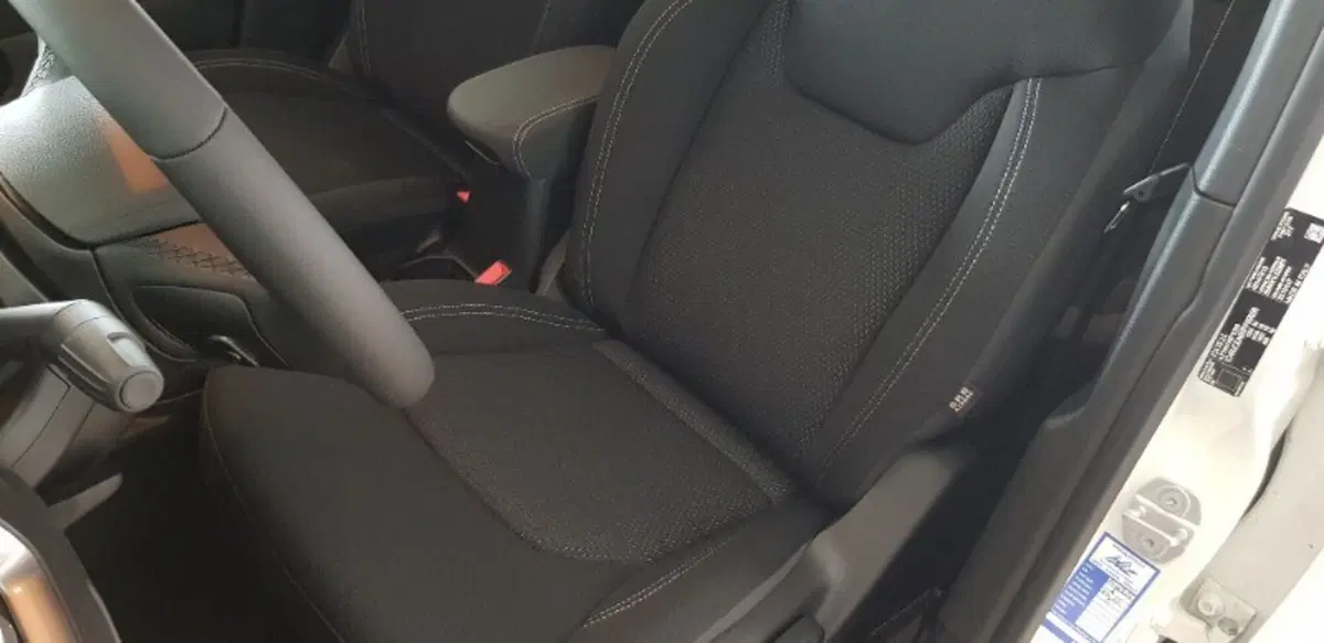 Jeep Renegade nuova a Pordenone (13)