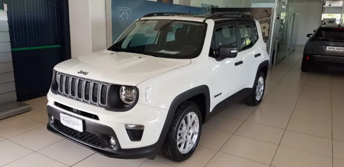 Jeep Renegade nuova a Pordenone (3)