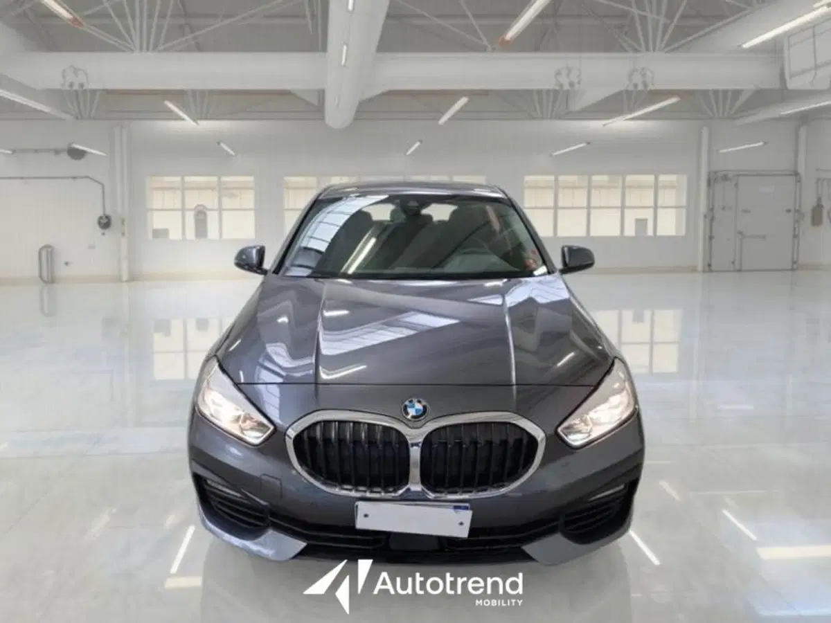 BMW Serie 1 5p. usata a Bari (3)