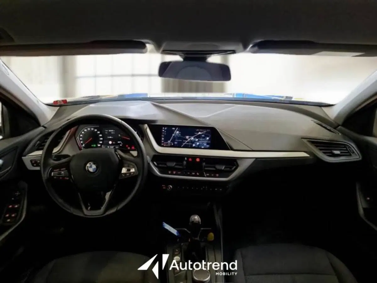 BMW Serie 1 5p. usata a Bari (8)