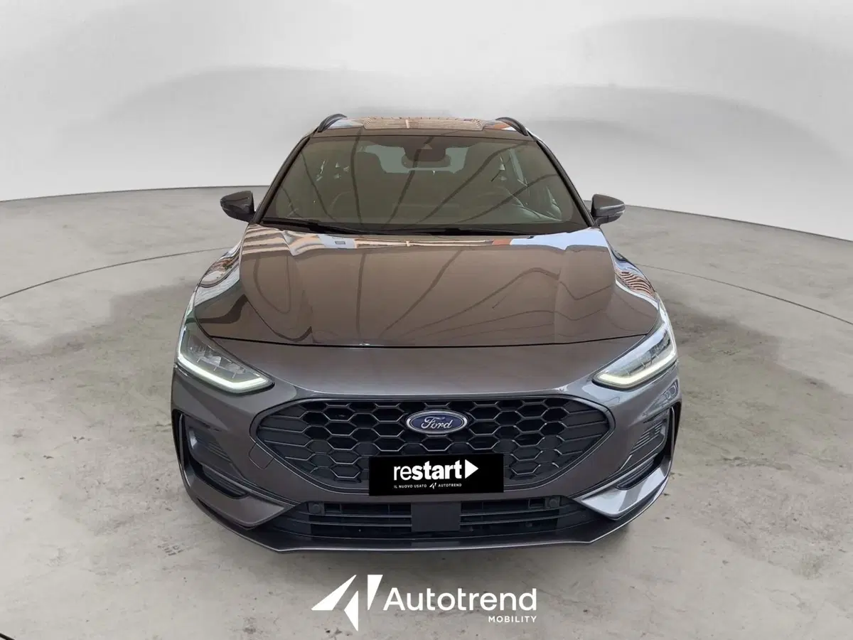 Ford Focus Station Wagon usata a Bari (3)