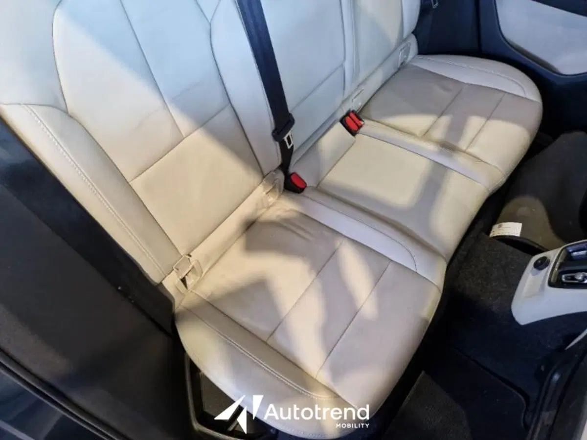 Volvo XC40 usata a Bari (11)