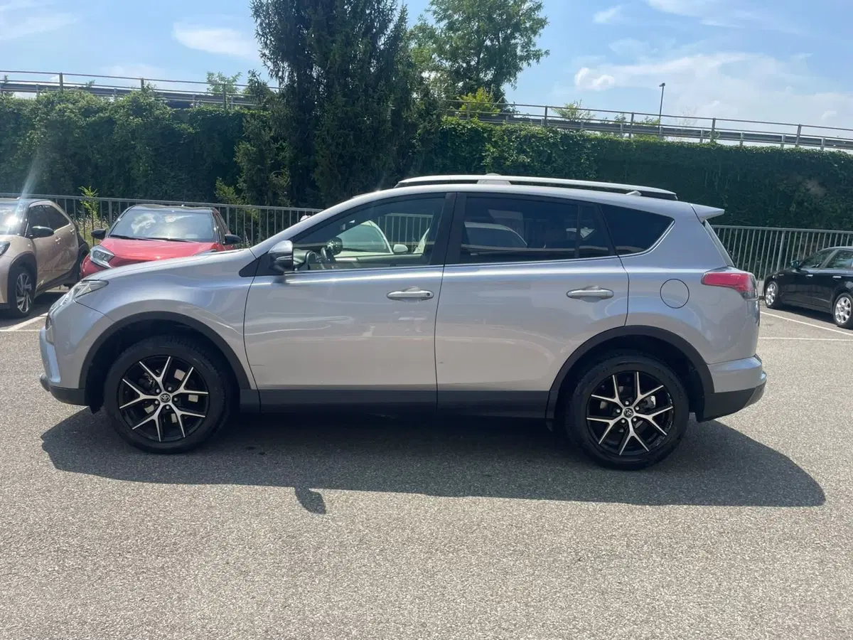 Toyota Rav4 usata a Piacenza (2)