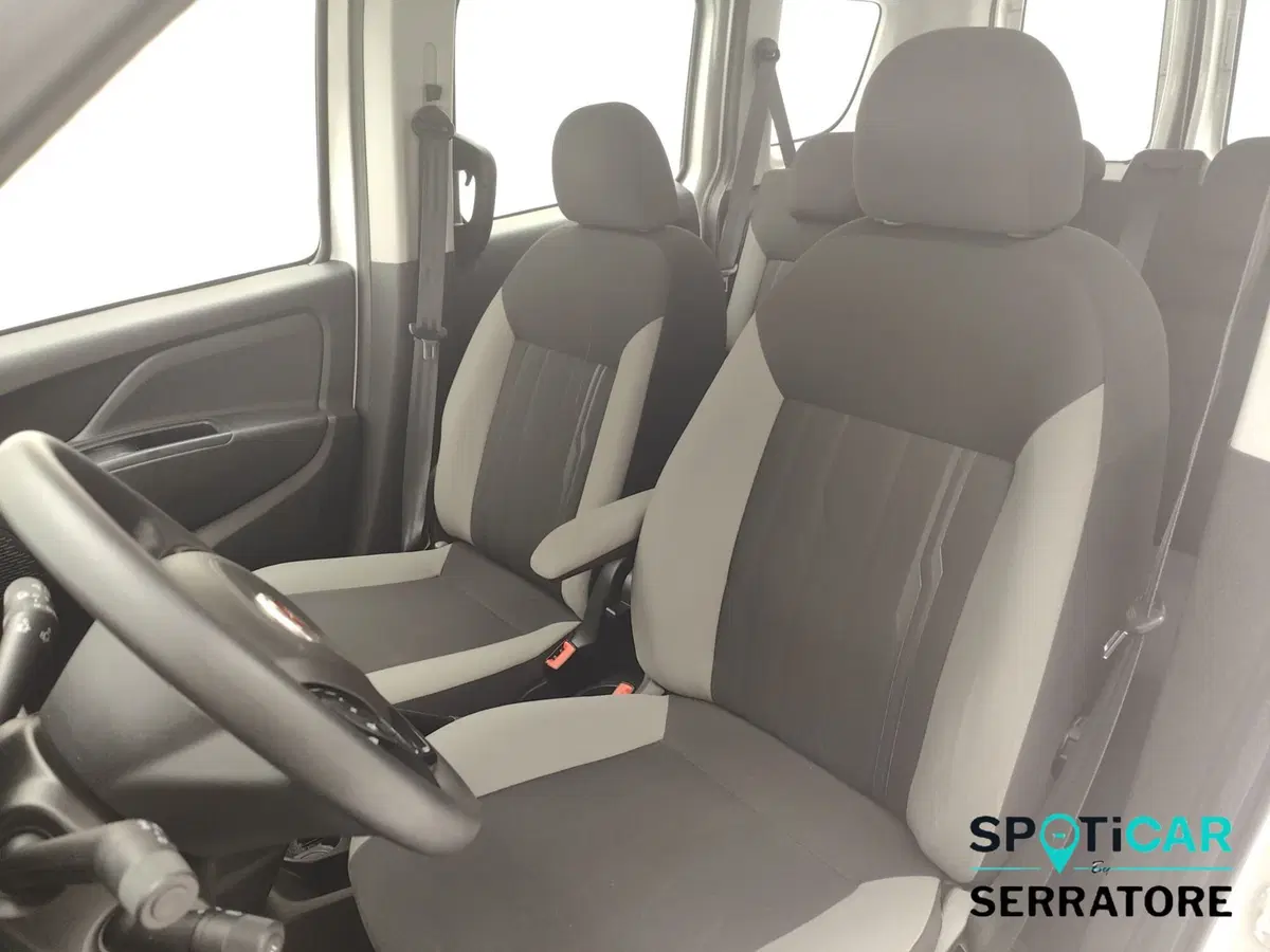 Fiat Doblò Furgone usata a Como (11)