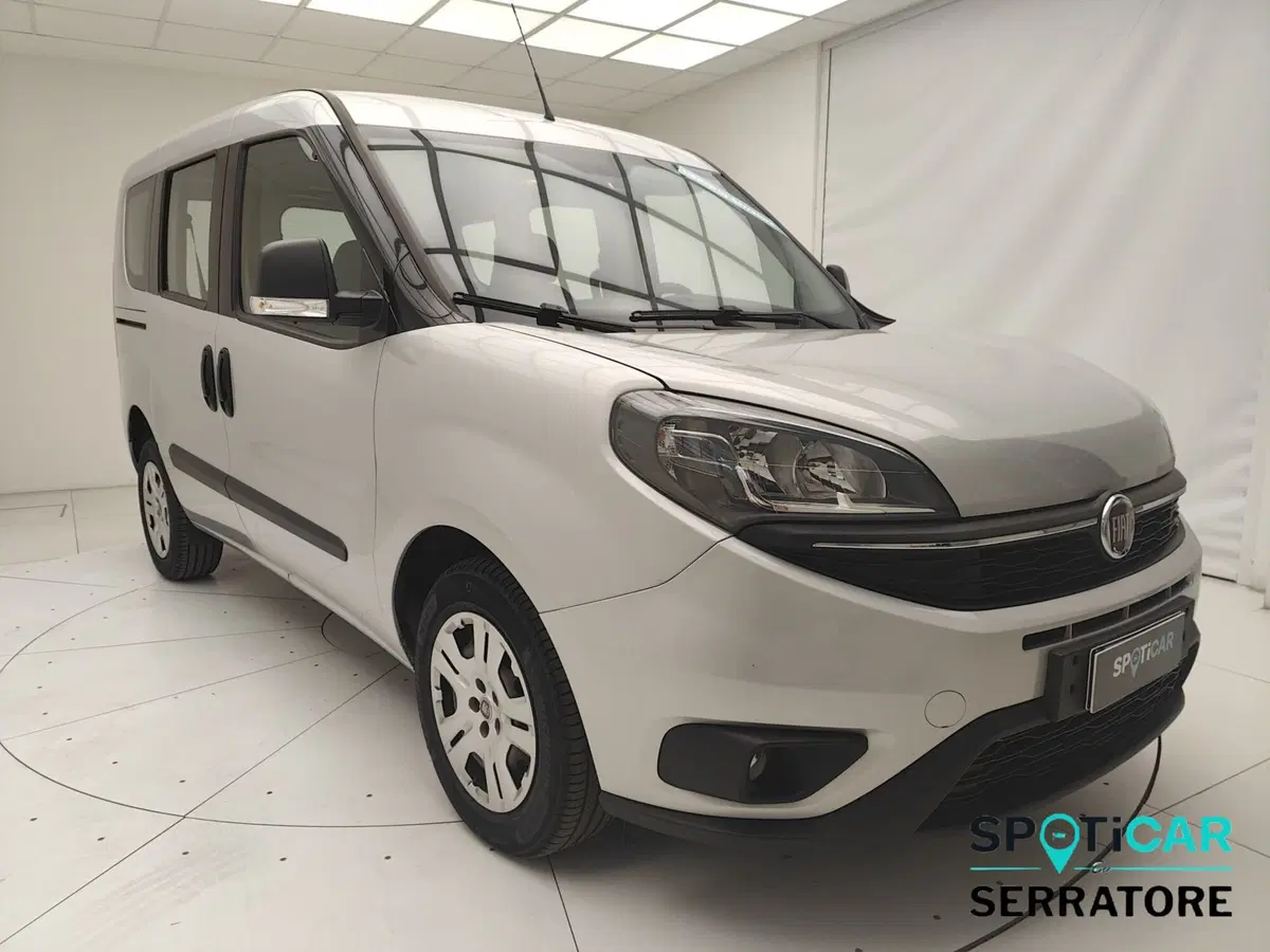 Fiat Doblò Furgone usata a Como (3)