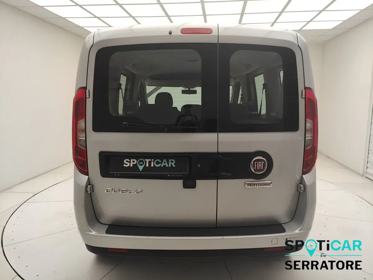 Fiat Doblò Furgone usata a Como (5)