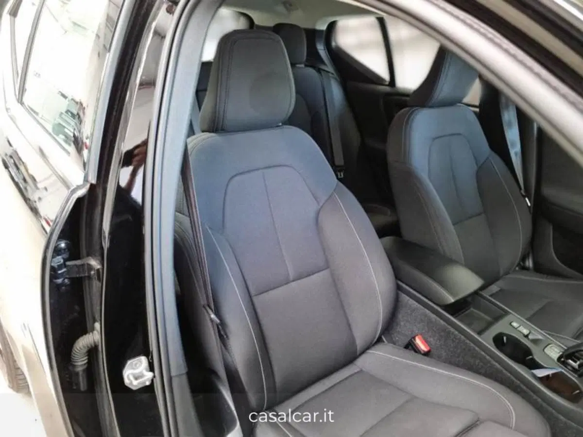 Volvo XC40 usata a Salerno (10)