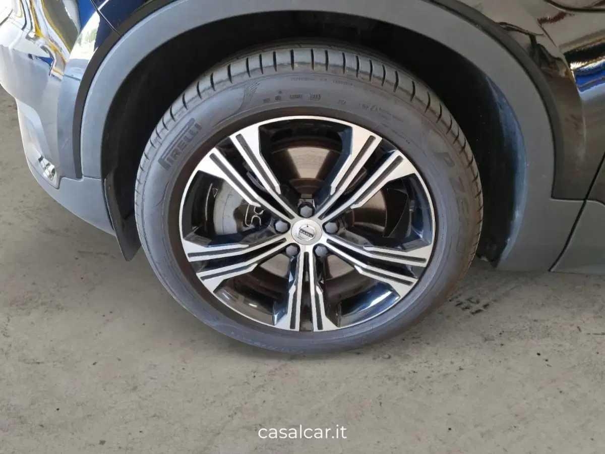 Volvo XC40 usata a Salerno (15)