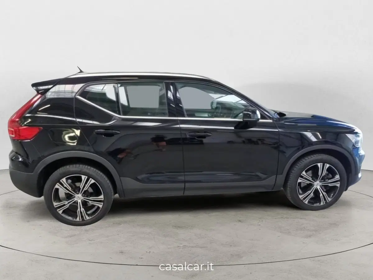 Volvo XC40 usata a Salerno (5)