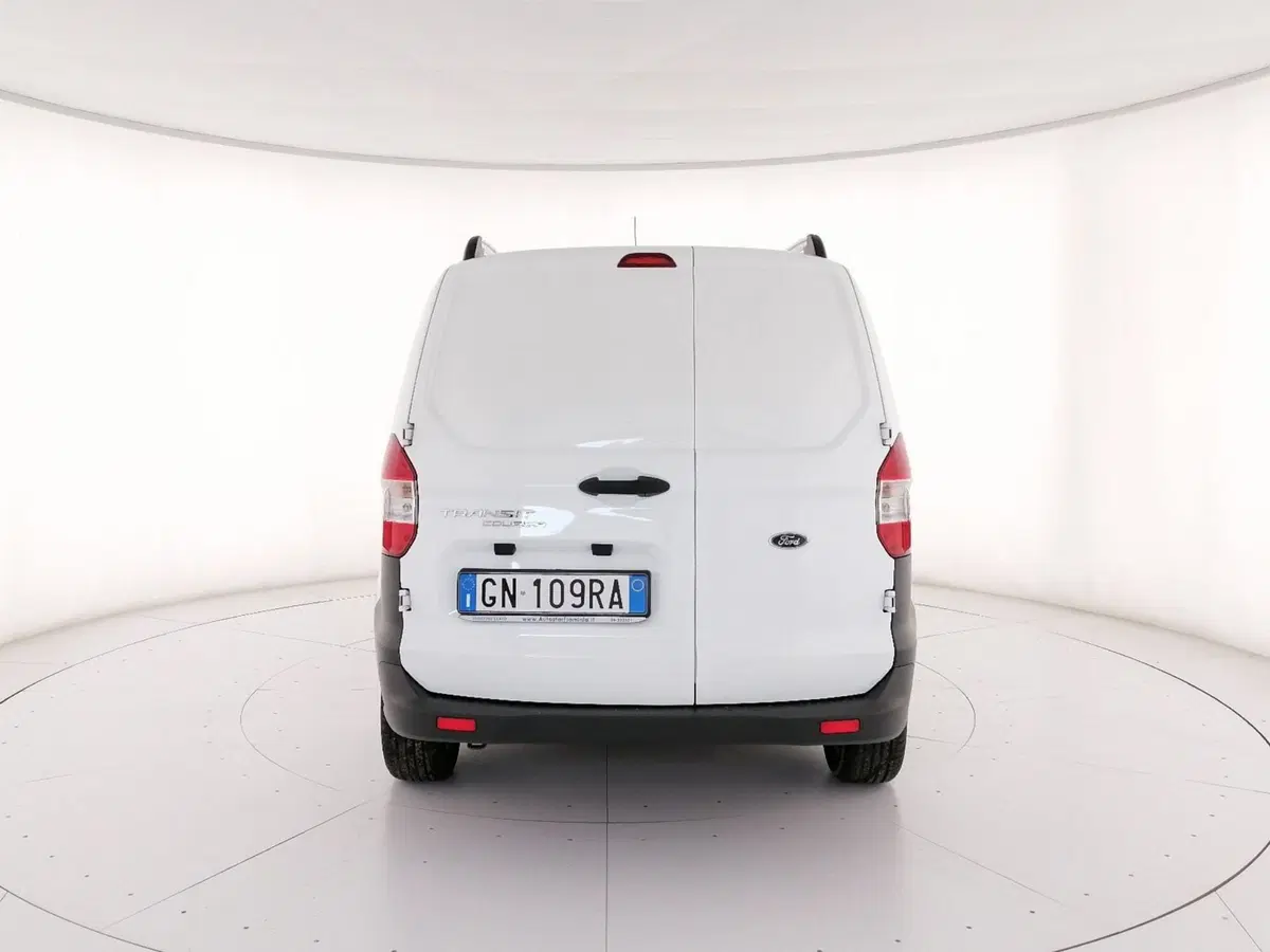 Ford Transit Courier usata a Roma (4)