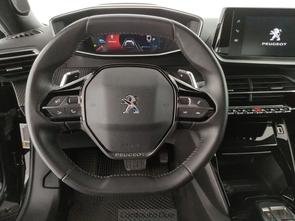 Peugeot 2008 usata a Caserta (18)