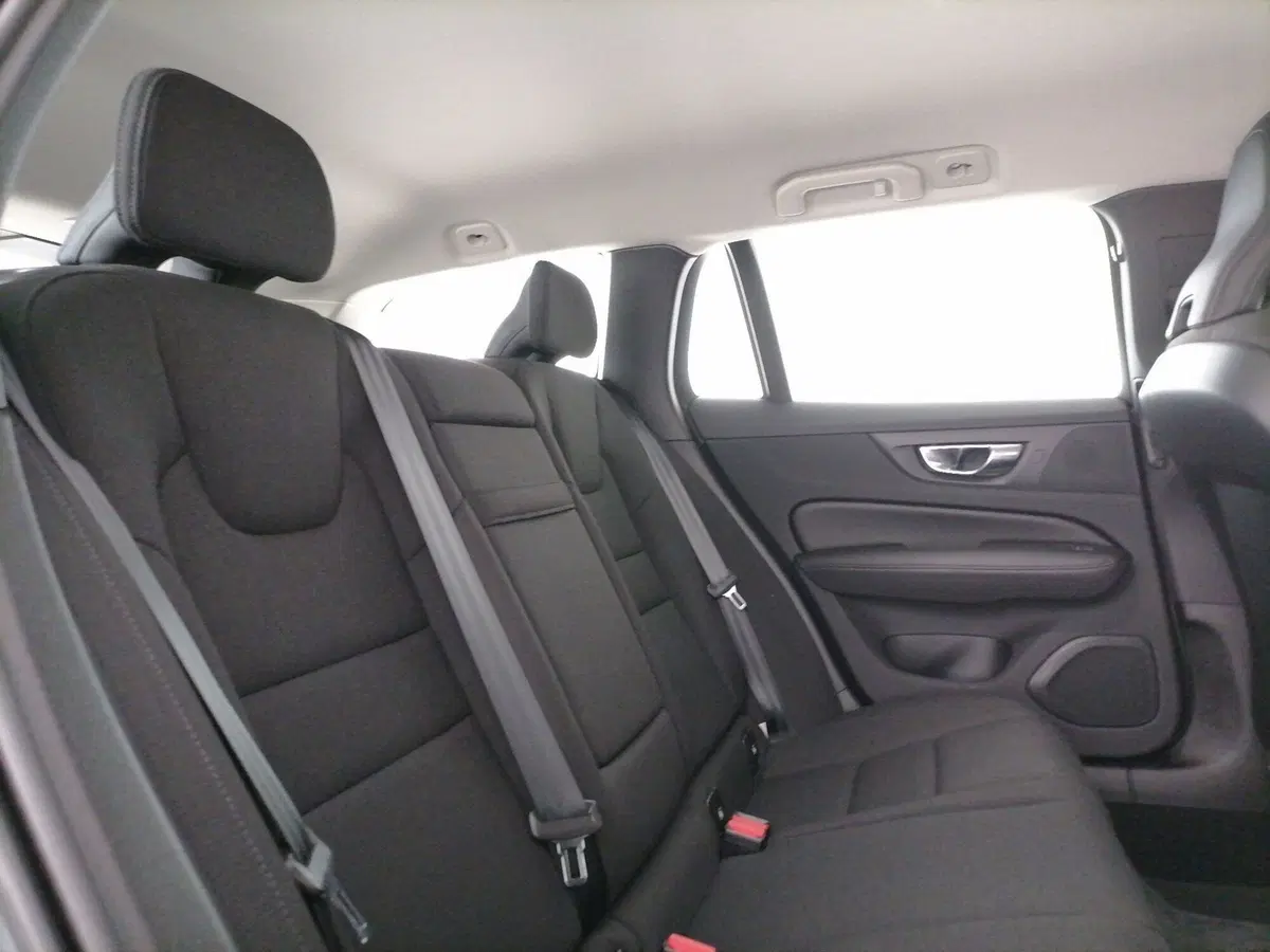 VOLVO Veicoli Commerciali V60 usata a Roma (8)