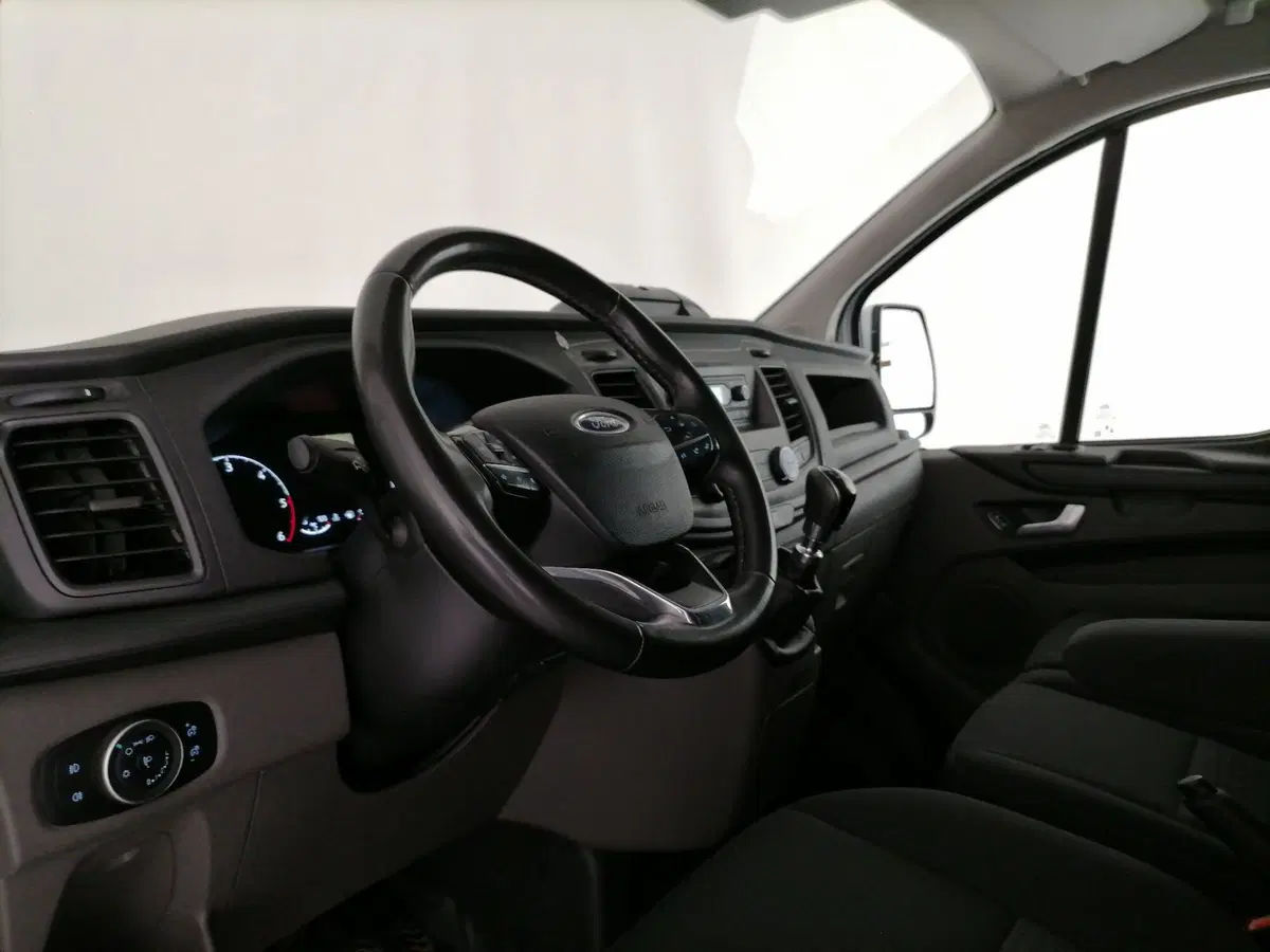 Ford Transit Custom Furgone usata a Roma (10)